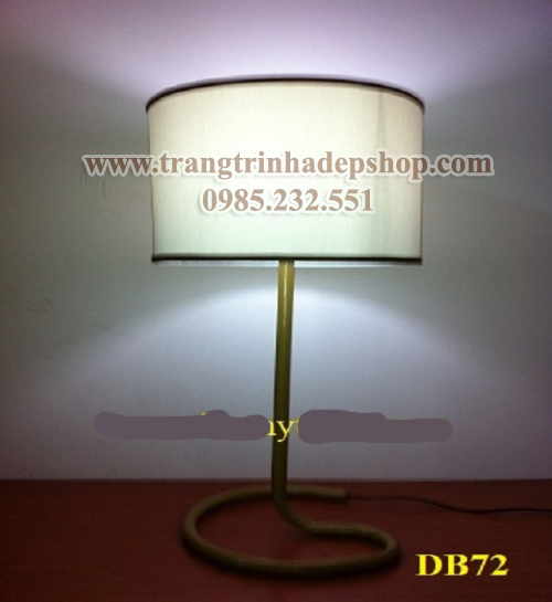 den-ban-chan-de-sat-inox-mau-22-trangtrinhadepshop